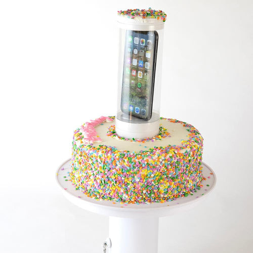 Surprise Popping Cake Stand